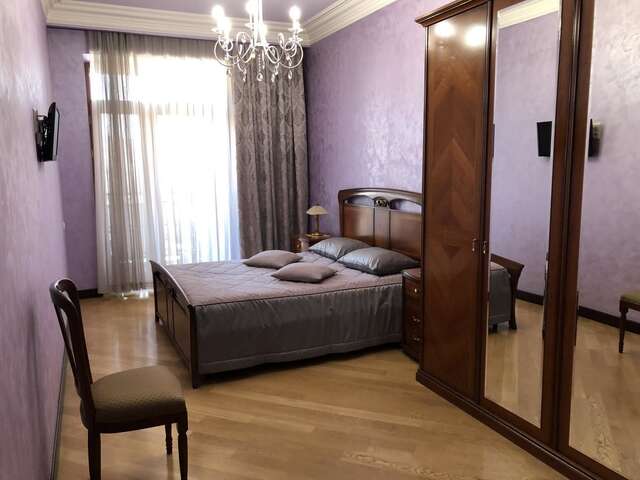 Отели типа «постель и завтрак» 8th Floor B&B Ереван-14
